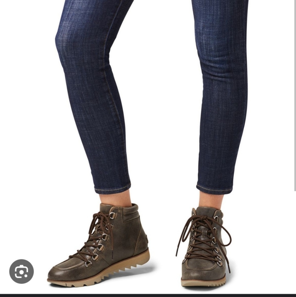 Sorel harlow lace bootie 7.5 major